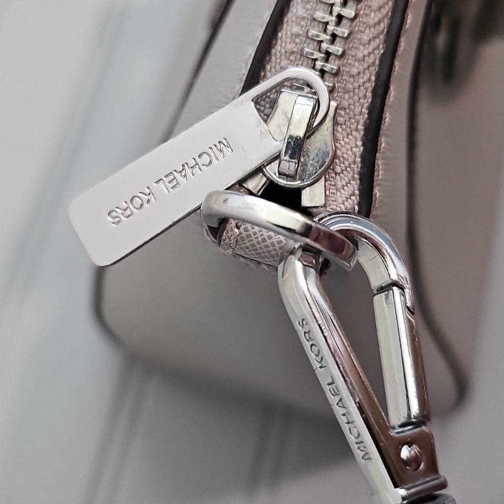 Michael Kors Gray Ciara Purse. - Picture 8 of 17